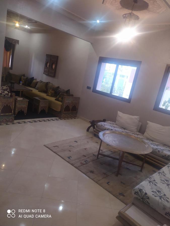 Duplex Pour Famille Seulement Apartment Fes Exterior photo