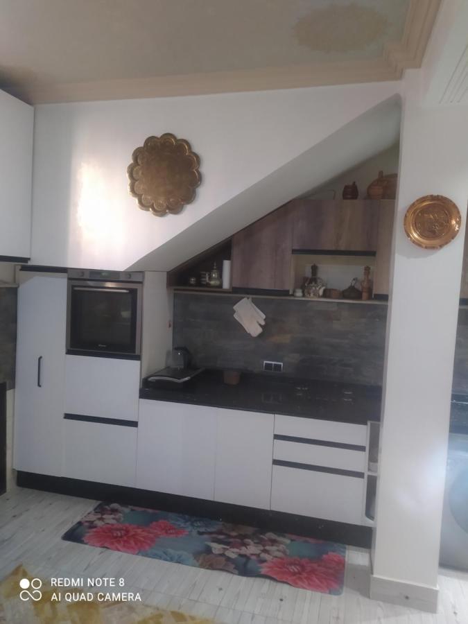 Duplex Pour Famille Seulement Apartment Fes Exterior photo