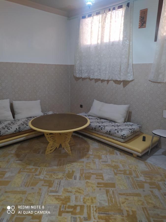 Duplex Pour Famille Seulement Apartment Fes Exterior photo